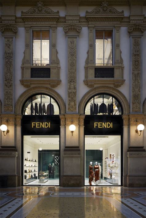 fendi showroom via solari|fendi milano galleria.